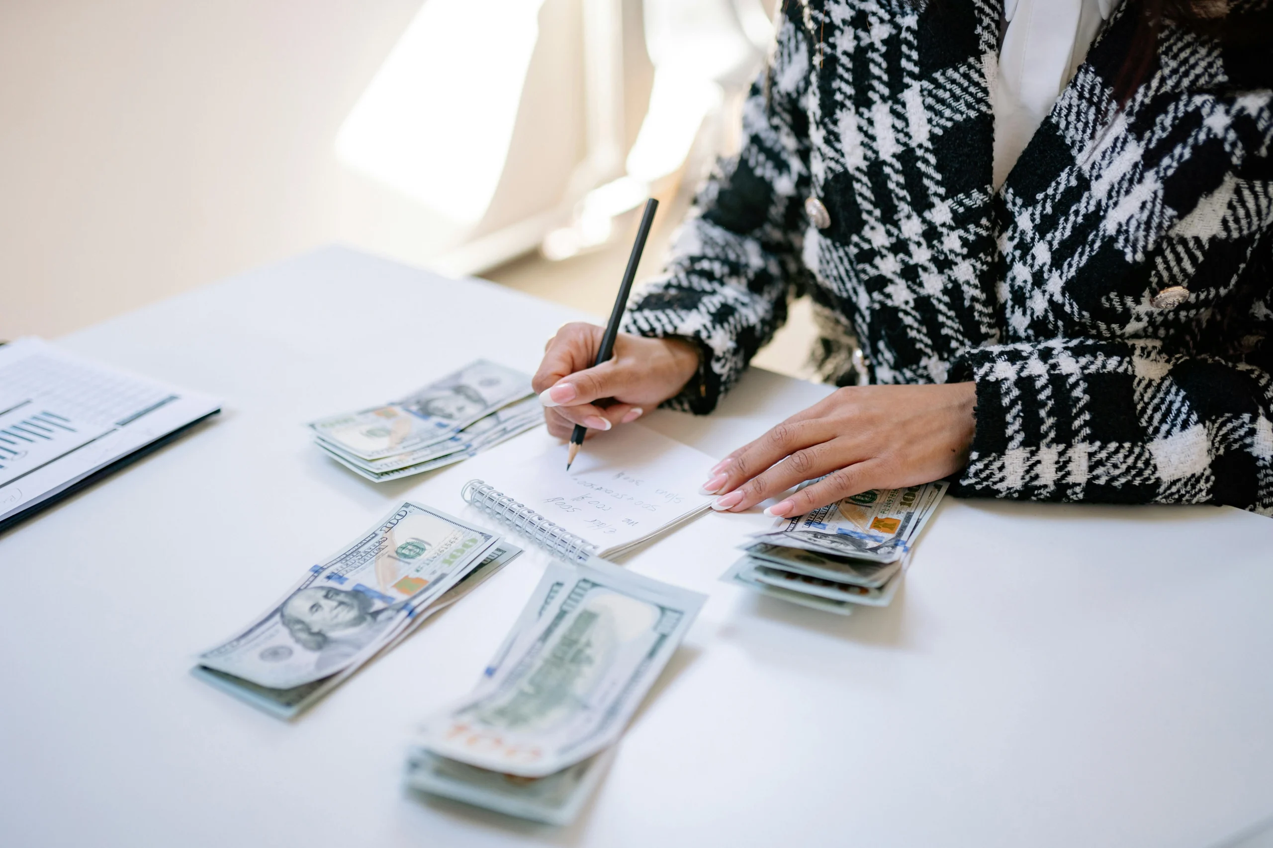 Visual representation of the best salary split methods for financial success.